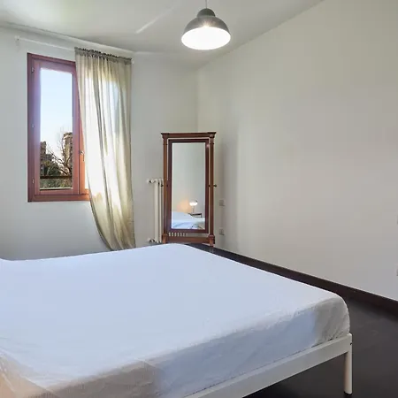Deluxe Navigli Apartment Milan Exterior photo