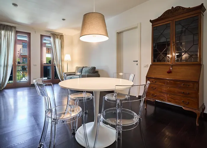 Deluxe Navigli